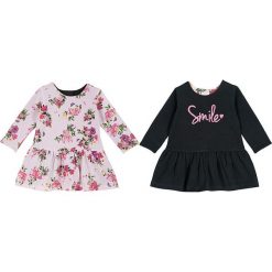 Dwustronna sukienka z kolorowym wzorem. Szare sukienki niemowlęce marki Chicco, w kolorowe wzory, midi. W wyprzedaży za 67,95 zł.