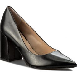 Półbuty SOLO FEMME - 75403-89-A19/E45-04-00 Czarny. Czarne półbuty damskie Solo Femme, bez wzorów, ze skóry, eleganckie, bez obcasa, na obcasie, bez zapięcia. W wyprzedaży za 229,00 zł.