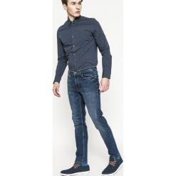 Medicine - Jeansy Basic. Niebieskie jeansy męskie regular MEDICINE, z bawełny. W wyprzedaży za 59,90 zł.