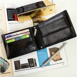 Skórzany portfel męski czarny w pudełku KRENIG Classic 12090 - czarny. Czarne portfele męskie Krenig, bez wzorów, ze skóry. Za 143,99 zł.