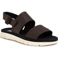 Sandały CAMPER - Oruga Sandal K100543-004 Brown. Pomarańczowe klapki męskie Camper, ze skóry, bez zapięcia. W wyprzedaży za 289,00 zł.