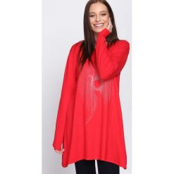 Czerwony Sweter Proportionate. Czerwone bez kategorii Born2be, s, z dzianiny, z okrągłym kołnierzem. Za 64,99 zł.