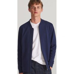 Rozpinana bluza - Granatowy. Niebieskie bluzy męskie Reserved, s, bez wzorów, bez kołnierzyka, bez rękawów, bez kaptura. Za 139,99 zł.
