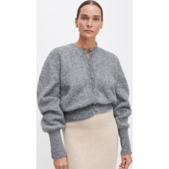 Kardigan z wełną alpaki i merino -. Swetry damskie Reserved, s, bez wzorów, z wełny. Za 299,99 zł.
