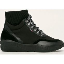 Tommy Jeans - Buty. Niebieskie buty sportowe damskie Tommy Jeans, bez wzorów, z jeansu, sportowe. W wyprzedaży za 439,90 zł.