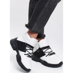 Białe Sneakersy Valeria. Białe sneakersy damskie Renee. Za 119,99 zł.