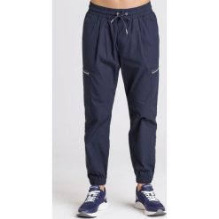 SPODNIE dresowe armani exchange. Niebieskie spodnie męskie m, z bawełny. Za 305,00 zł.