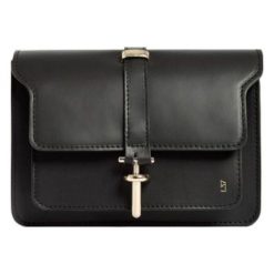 L37 torebka crossbody czarna. Czarne torebki klasyczne damskie L37, bez wzorów, na ramię, bez dodatków. Za 719,00 zł.
