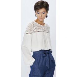 Medicine - Bluzka Rustic Indigo. Niebieskie bluzki damskie MEDICINE, l, z tkaniny, casualowe, z okrągłym kołnierzem. W wyprzedaży za 49,90 zł.