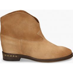 Botki rude Alegre. Brązowe botki damskie Badura. Za 359,99 zł.