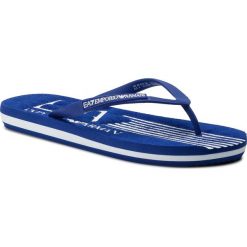 Japonki EA7 EMPORIO ARMANI - XBQ002 XK082 00024 Surf The Web. Niebieskie klapki męskie EA7 Emporio Armani, bez wzorów, z tworzywa sztucznego. W wyprzedaży za 179,00 zł.