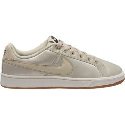 Nike tenisówki damskie Court Royale SE Fossil-Sail-Gum Light Brown 38. Brązowe buty sportowe damskie Nike, bez wzorów, z gumy, bez zapięcia. W wyprzedaży za 215,00 zł.