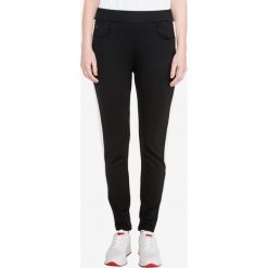 G-Star RAW D-Staq Spodnie dresowe Czarny. Czarne spodnie damskie G-Star RAW, s, bez wzorów, z elastanu. Za 447,95 zł.