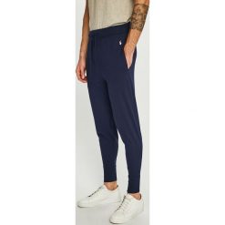 Polo Ralph Lauren - Spodnie. Niebieskie spodnie męskie Polo Ralph Lauren, na co dzień, xxl, bez wzorów, z bawełny, casualowe. W wyprzedaży za 199,90 zł.