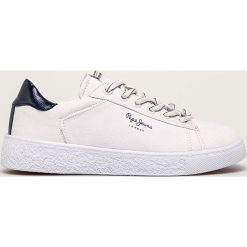 Pepe Jeans - Buty Roxy Summer20. Białe buty sportowe damskie Pepe Jeans, bez wzorów, z jeansu, sportowe. W wyprzedaży za 219,90 zł.