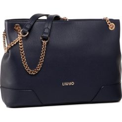 Torebka LIU JO - M Satchel Liu Jo Natu NA0122 E0064 Midnight 90013. Niebieskie torebki klasyczne damskie Liu Jo, bez wzorów, ze skóry ekologicznej, klasyczne, bez dodatków. W wyprzedaży za 389,00 zł.