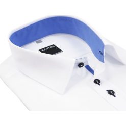 Biała koszula z niebieskimi dodatkami K40. Niebieskie koszule męskie Kastor - Koszule męskie, m, bez wzorów, z bawełny, eleganckie, z klasycznym kołnierzykiem, z długim rękawem. Za 143,10 zł.