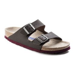 Klapki w kolorze ciemnobrązowym. Pomarańczowe klapki męskie Birkenstock, bez wzorów, z materiału. W wyprzedaży za 269,95 zł.