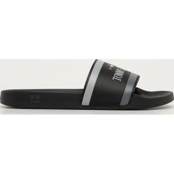 Tommy Hilfiger - Klapki. Czarne kapcie męskie TOMMY HILFIGER, z gumy. Za 189,90 zł.