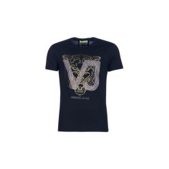 T-shirty z krótkim rękawem Versace Jeans DUSA. Czarne t-shirty męskie Versace Jeans, m, bez wzorów, z jeansu, bez kołnierzyka, krótkie. Za 407,20 zł.