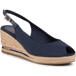 Espadryle U.S. POLO ASSN. - Victoria Rope AGATA4089S0/CY3 Dkbl. Niebieskie espadryle damskie U.S. Polo Assn., bez wzorów, ze skóry ekologicznej, bez obcasa, na obcasie. Za 299,00 zł.