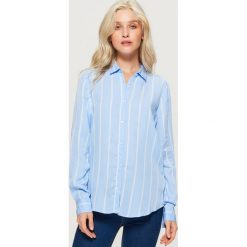 Koszula w pionowe pasy - Niebieski. Niebieskie koszule damskie marki Cropp, l. W wyprzedaży za 39,99 zł.
