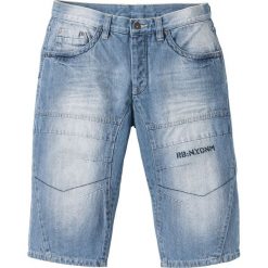 Długie bermudy dżinsowe Regular Fit bonprix niebieski "used". Niebieskie jeansy męskie bonprix, m, z nadrukiem, długie. Za 109,99 zł.