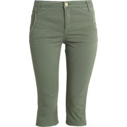 Mos Mosh ETTA COLOUR 3/4 Szorty jeansowe green. Zielone szorty jeansowe damskie marki Mos Mosh. Za 479,00 zł.