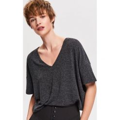 Melanżowa bluzka oversize - Szary. Szare bluzki damskie Reserved, s, bez wzorów, bez kołnierzyka, bez rękawów. Za 59,99 zł.