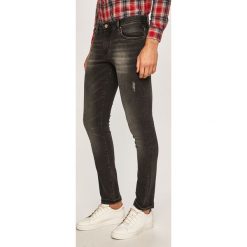 Armani Exchange - Jeansy. Szare jeansy męskie Armani Exchange, z aplikacjami. W wyprzedaży za 399,90 zł.
