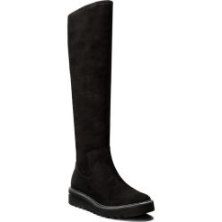 Kozaki TAMARIS - 1-25601-29 Black 001. Czarne buty zimowe damskie Tamaris, z materiału, przed kolano, na wysokim obcasie. W wyprzedaży za 229,00 zł.