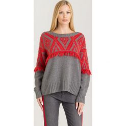 SWETER TWINSET. Szare swetry damskie Twinset, s, z aplikacjami, z materiału, bez rękawów, bez kaptura. Za 859,00 zł.