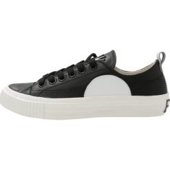 Trampki i tenisówki damskie: McQ Alexander McQueen PLIMSOLL LOW Tenisówki i Trampki black/ white