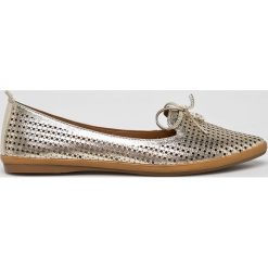 Badura - Baleriny. Żółte baleriny damskie Badura, bez wzorów, ze skóry, bez obcasa. Za 329,90 zł.