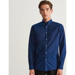 Koszula z bawełny oxford slim fit - Niebieski. Niebieskie koszule męskie Reserved, s, bez wzorów, z bawełny, bez kołnierzyka, bez rękawów. Za 99,99 zł.