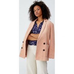 Wzorzysta koszula basic. Niebieskie koszule damskie Pull&Bear, bez wzorów, bez kołnierzyka, z krótkim rękawem. Za 49,90 zł.