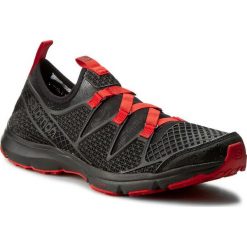 Buty SALOMON - Crossamphibian 379673 28 V0 Black/Black/Radiant Red. Czarne buty sportowe męskie marki Salomon, z tworzywa sztucznego, bez zapięcia, do biegania. Za 519,00 zł.