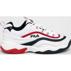 Fila - Buty Ray F Low. Białe buty sportowe męskie Fila, ze skóry, na sznurówki. W wyprzedaży za 299,90 zł.