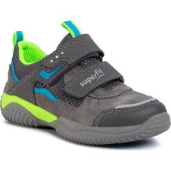 Sneakersy SUPERFIT - 1-006382-2000 M Grau/Grün. Szare trampki chłopięce Superfit, bez wzorów, z weluru, na rzepy. Za 249,00 zł.