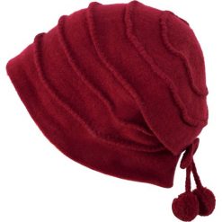 Czapka damska Dwie wisienki bordowa. Czerwone czapki zimowe damskie Art of Polo. Za 66,01 zł.