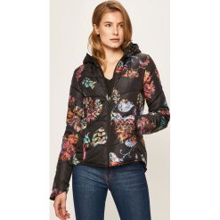 Desigual Sport - Kurtka. Czarne płaszcze damskie s, z poliesteru, sportowe, krótkie. W wyprzedaży za 359,90 zł.