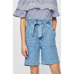 Pepe Jeans - Szorty Phoebe. Niebieskie szorty damskie Pepe Jeans, bez wzorów, z bawełny, casualowe, z podwyższonym stanem. W wyprzedaży za 239,90 zł.