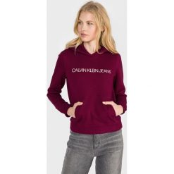 Calvin Klein Institutional Bluza Czerwony Fioletowy. Czerwone bluzy damskie Calvin Klein, xs, z nadrukiem, z bawełny, bez rękawów, bez kaptura. Za 497,95 zł.