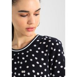 Bluzki asymetryczne: b.young GIMMI BLOUSE Bluzka blue/white