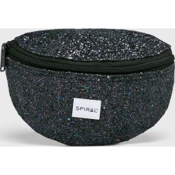 Spiral - Nerka. Czarne walizki marki Spiral, w paski, z poliesteru. W wyprzedaży za 59,90 zł.