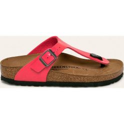 Birkenstock - Japonki Gizeh. Różowe klapki damskie Birkenstock, bez wzorów, ze skóry ekologicznej, bez obcasa, na obcasie. W wyprzedaży za 249,90 zł.
