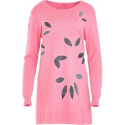 Różowy Sweter Fidelity. Brązowe swetry klasyczne damskie marki Born2be, z materiału, na obcasie. Za 74,99 zł.