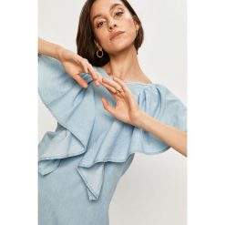 Answear - Sukienka Answear Lab. Niebieskie sukienki damskie ANSWEAR, na co dzień, s, bez wzorów, z bawełny, casualowe, z okrągłym kołnierzem, z krótkim rękawem, krótkie, mini, rozkloszowane. W wyprzedaży za 99,90 zł.