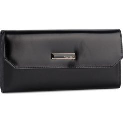 Duży Portfel Damski MONNARI - PUR0190-020 Black. Czarne portfele damskie Monnari, bez wzorów, ze skóry. W wyprzedaży za 149,00 zł.