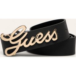 Guess Jeans - Pasek. Czerwone paski damskie Guess Jeans, w paski, z poliesteru. Za 239,90 zł.